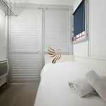 Capraphea T2 With Seaview,balcony,parking,ac,wifi. Saint-Raphaël