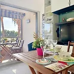 Lejlighed Capraphea T2 With Seaview,balcony,parking,ac,wifi. *