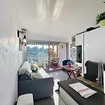 Daire Capraphea T2 With Seaview,balcony,parking,ac,wifi.
