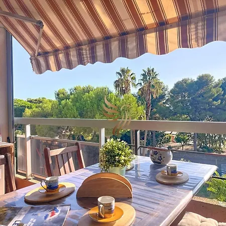 Capraphéa T2 With Seaview,balcony,parking,ac. Port Santa-Lucia