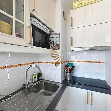 Capraphéa T2 With Seaview,balcony,parking,ac. Appartement