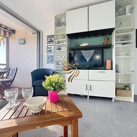 Capraphéa T2 With Seaview,balcony,parking,ac. Port Santa-Lucia