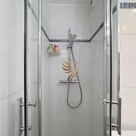 Appartement Capraphéa T2 With Seaview,balcony,parking,ac. Port Santa-Lucia