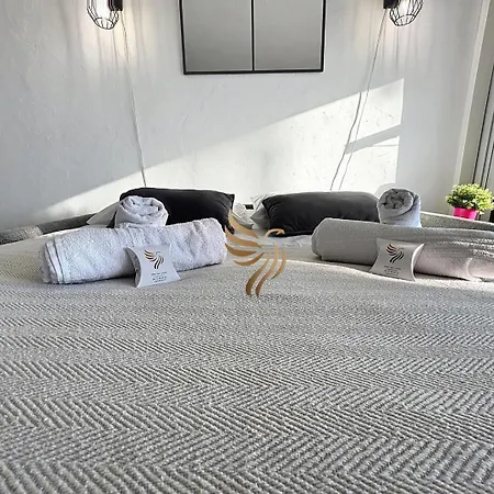 Appartement Capraphéa T2 With Seaview,balcony,parking,ac. Port Santa-Lucia