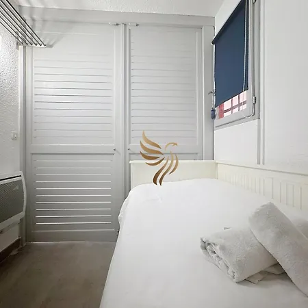 Capraphéa T2 With Seaview,balcony,parking,ac. Port Santa-Lucia