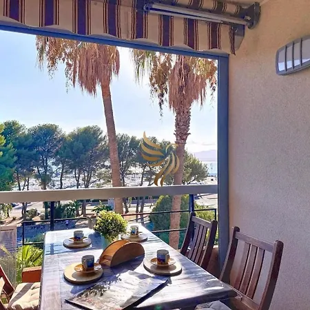 Capraphea T2 With Seaview,balcony,parking,ac,wifi. Lejlighed Saint-Raphaël
