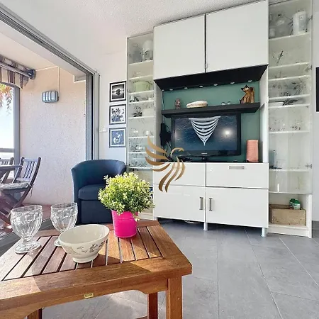 Capraphea T2 With Seaview,balcony,parking,ac,wifi. Apartament Saint-Raphaël