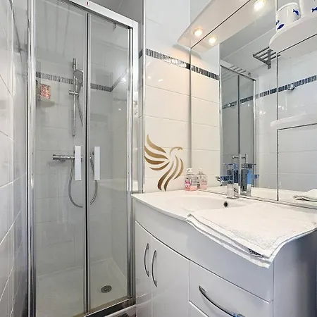 Capraphea T2 With Seaview,balcony,parking,ac,wifi. Lejlighed Saint-Raphaël